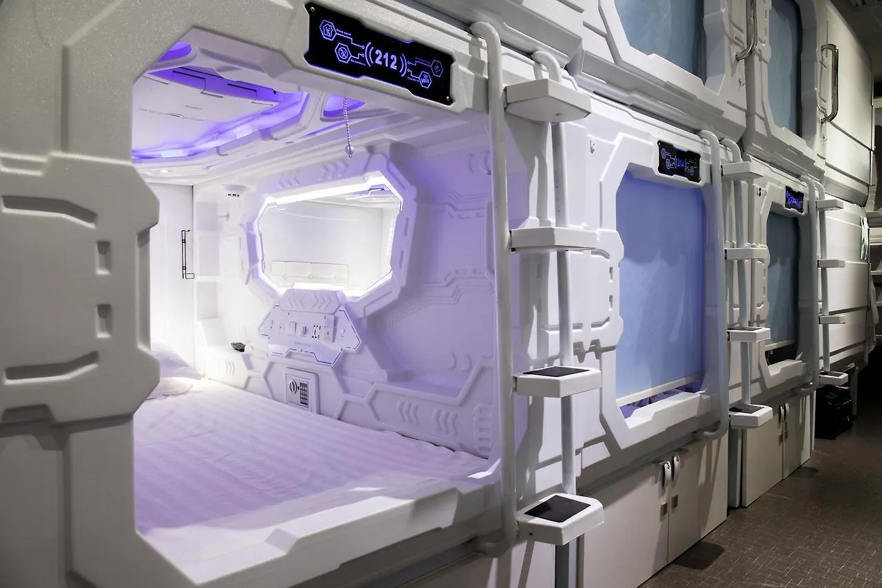 Met A Space Pod @ Little India Singapore