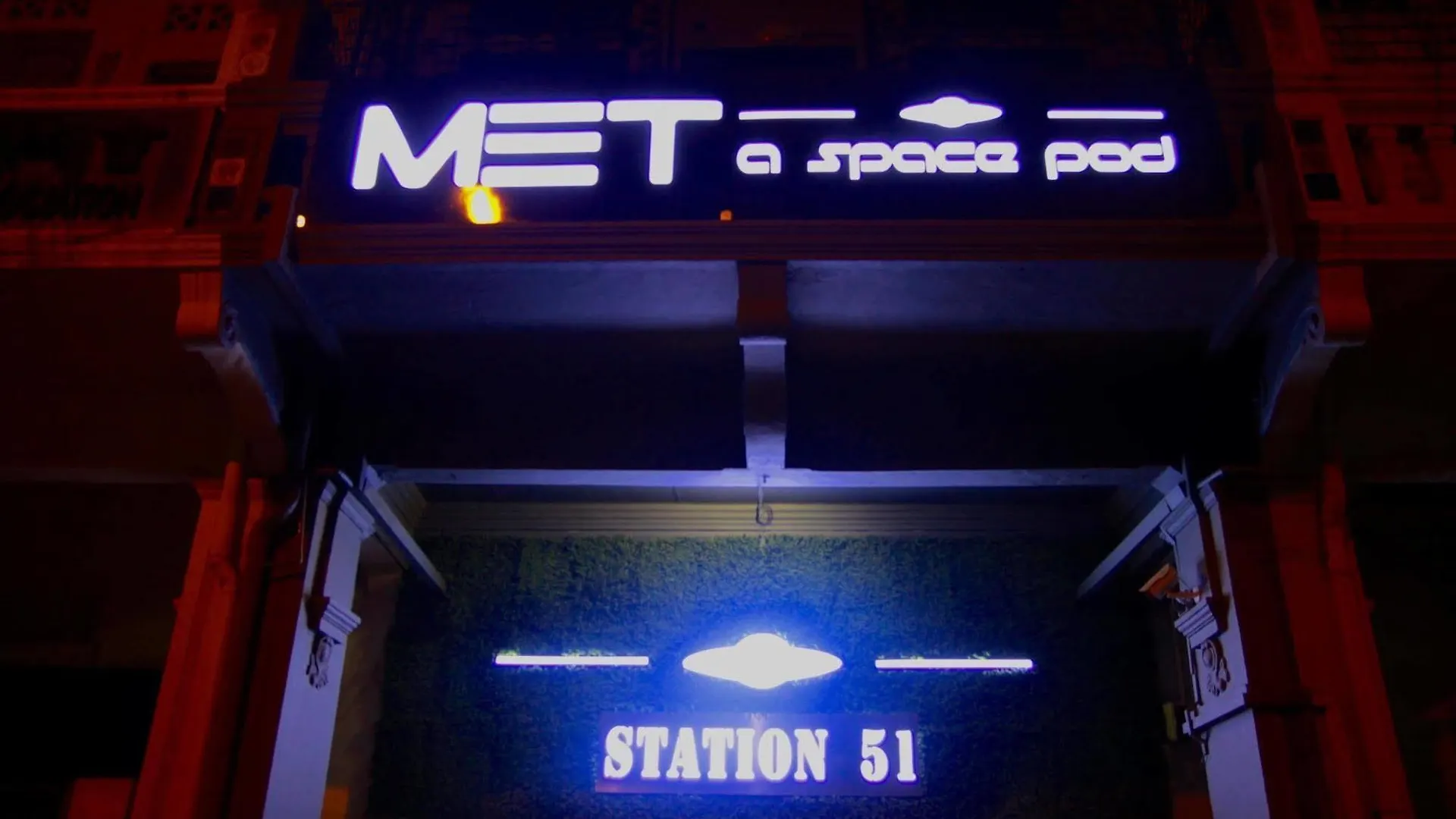 סינגפור Met A Space Pod @ Little India מלון קפסולה