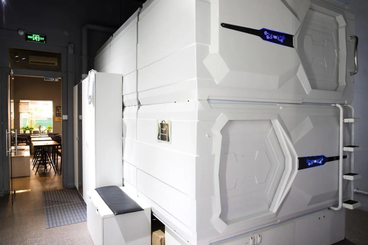** מלון קפסולה סינגפור Met A Space Pod @ Little India סינגפור